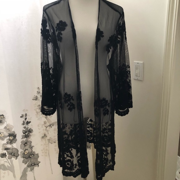 Tops - Black lace kimono